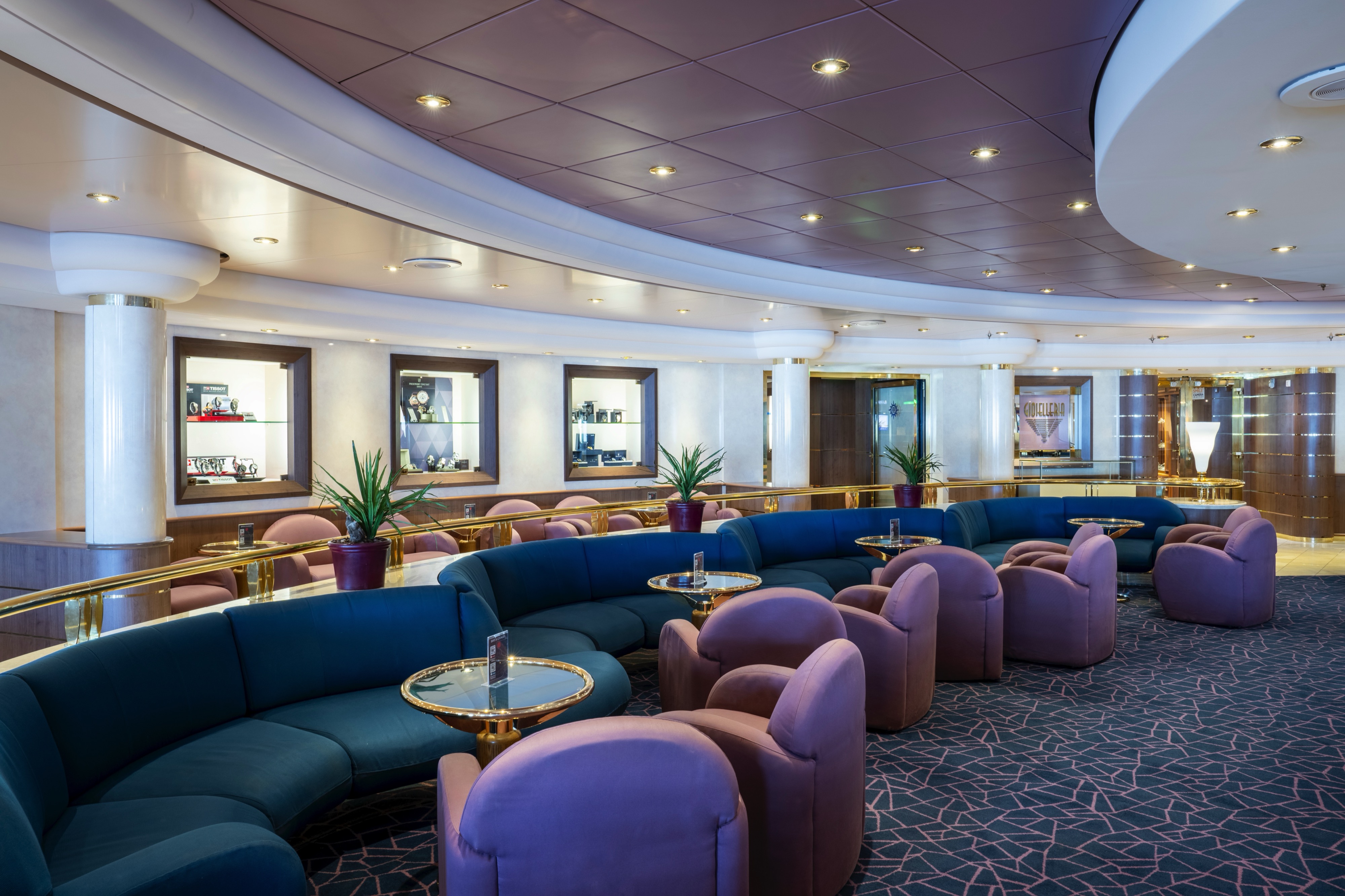 MSC Opera - Piazza di Spagna Lounge
